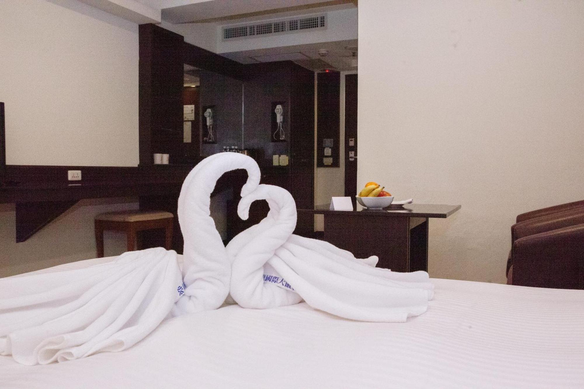 Yuai Fu Hao Hotel Тайчжун Экстерьер фото