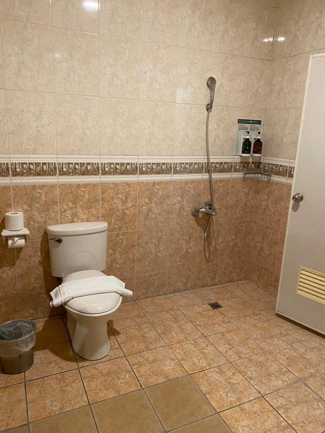 Yuai Fu Hao Hotel Тайчжун Экстерьер фото