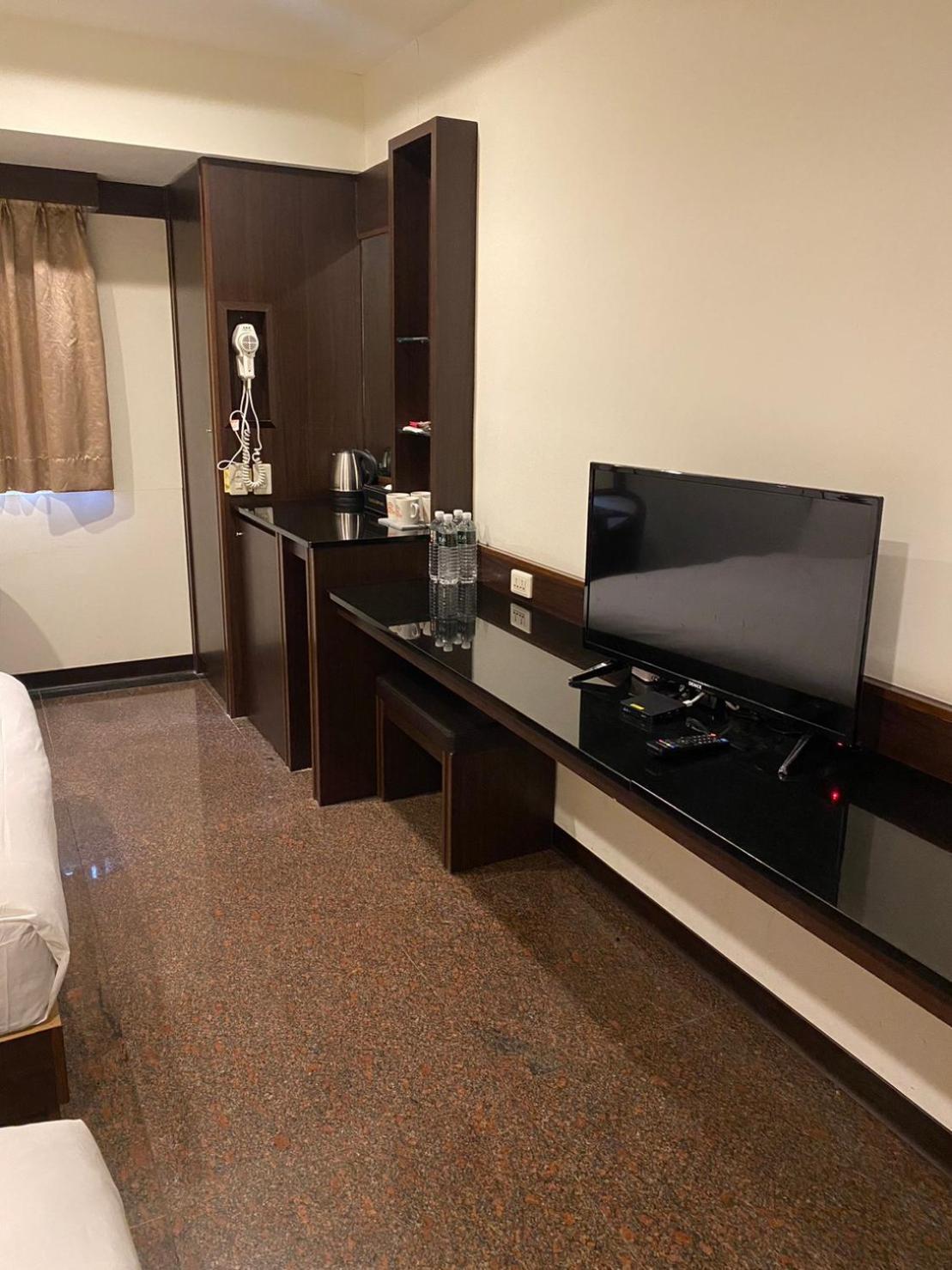Yuai Fu Hao Hotel Тайчжун Экстерьер фото